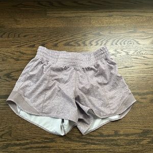 Lululemon Hotty Hot High Rise Short